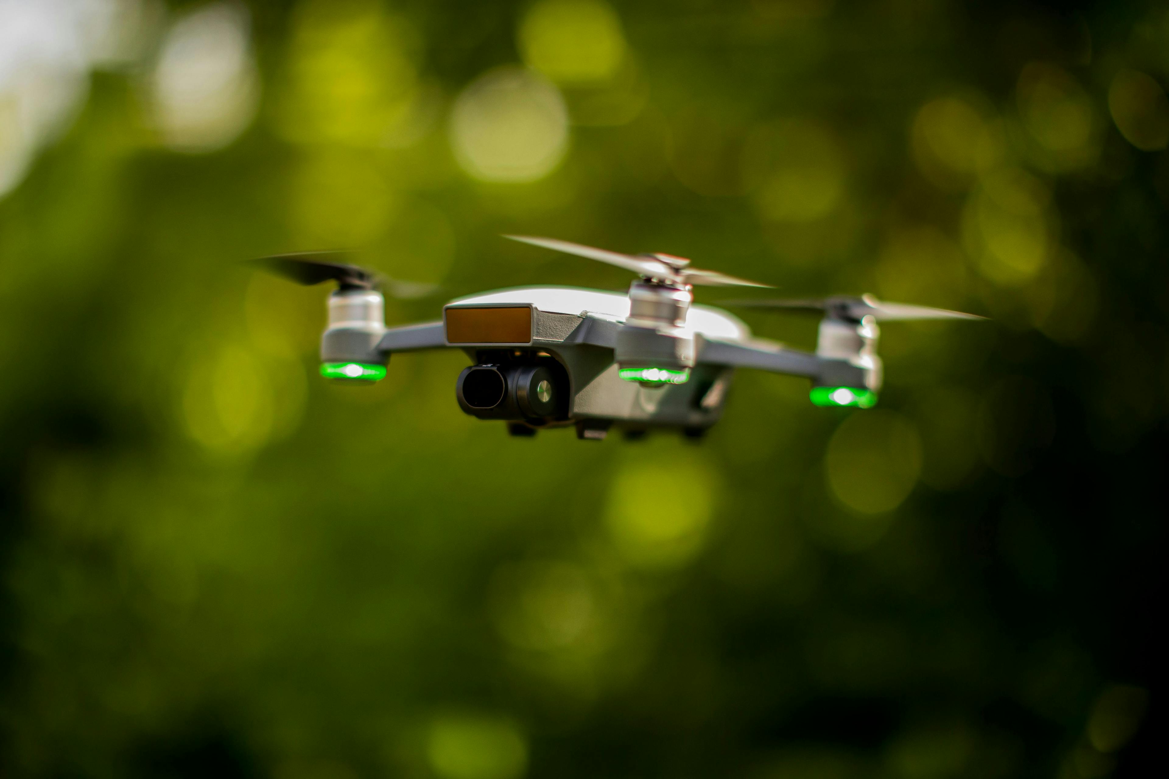 LetsQuip_Blog_drone_rental_required_licenses_to_rent_drone_2.jpg